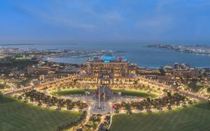 EMIRATES PALACE 5*