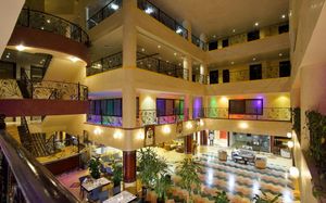AL BUSTAN HOTEL 4*