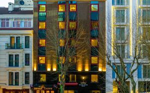 GOLDEN CROWN HOTEL 3*