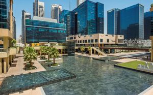 DOUBLETREE BY HILTON DUBAI BUSINESS BAY