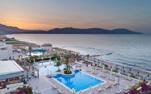 HYDRAMIS PALACE BEACH RESORT 4*