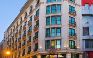 ZAGREB HOTEL 4*