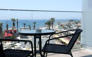 DIONYSOS CENTRAL HOTEL