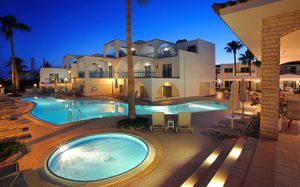PETROSANA HOTEL APARTMENTS 4*