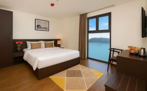 LA SERA HOTEL (EX. MERITON NHA TRANG HOTEL) 4*