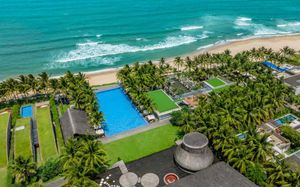 NAMAN RETREAT 5*