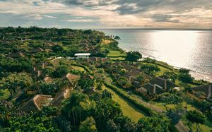 THE VILLAS AT AYANA RESORT 5*