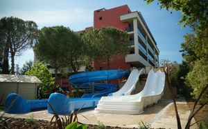 OHTELS VILLA ROMANA 4*
