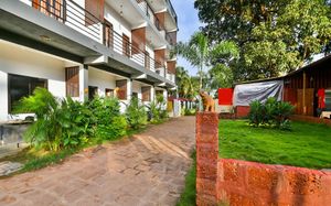 RIVERFRONT HOSTEL AND SUITES (EX. PLEASURE RIVER FRONT)