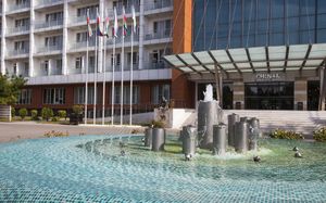 CHINAR HOTEL & SPA NAFTALAN 5*