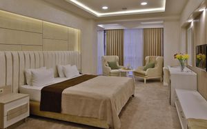 GANJALI PLAZA HOTEL 4*