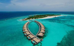 NOKU MALDIVES RESORT & SPA 4*
