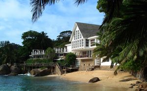 BLISS HOTEL SEYCHELLES 4 *