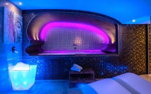 ACCADEMIA HOTEL 3*
