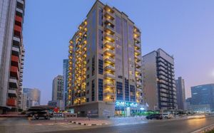 CLASS HOTEL APARTMENTS 4*