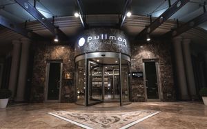 PULLMAN HOTEL BAKU 5*