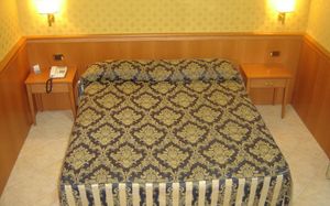 HOTEL MARIANO 3*
