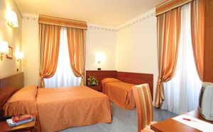 DINA HOTEL 3*