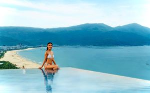 MANDILA BEACH HOTEL 4*