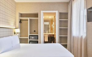 HOTEL ACTA CITY47 4*