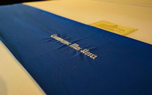 CHAMPLUNG MAS HOTEL LEGIAN, KUTA 4*