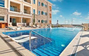 THE CHEDI LUSTICA BAY 5*