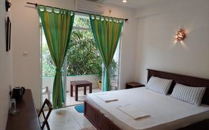 BIRDHOUSE UNAWATUNA 3*