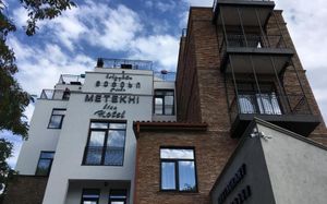 METEKHI LINE 4*