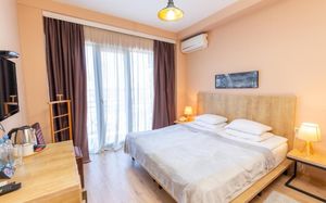 HOTEL 16 3*
