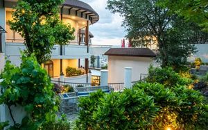 ADAMO HOTEL 4*