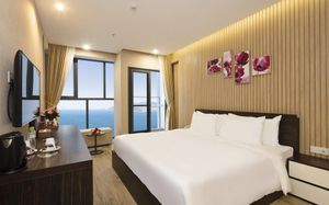 EMERALD BAY HOTEL & SPA 5*