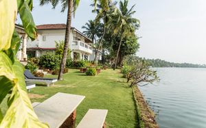 SHIKARA BEACH RESORT (EX. LUISA BY THE SEA) 3*