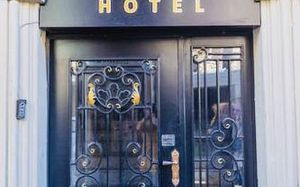 SAHIL INN HOTEL 4*