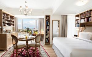LEGACY GASTRO SUITES 5*