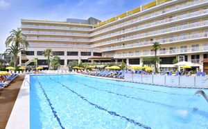 GHT OASIS PARK 4*