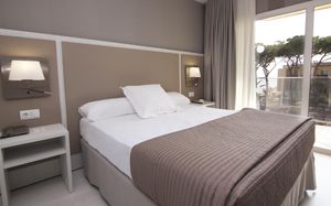 HOTEL ESTIVAL CENTURION PLAYA 4*