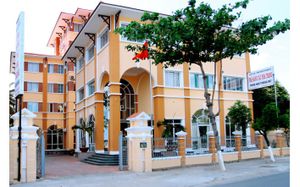 NHA SANG TAC HOTEL