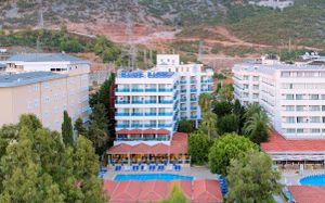 BLUE FISH HOTEL 4*