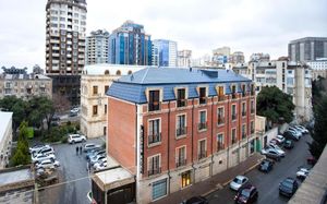 AUROOM HOTEL 4*