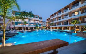 AKASHA BEACH HOTEL & SPA 5*