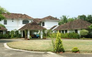 RAJAH ECO BEACH RESORT 4*