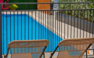 HOLIDAY INN TELAVI 4*