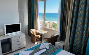 ROSELLA HOTEL 3*