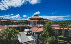 AANARI HOTEL & SPA 3*