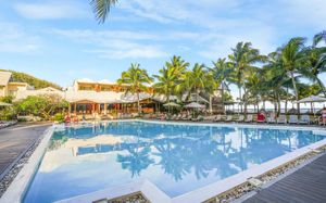 LE PENINSULA BAY 3*