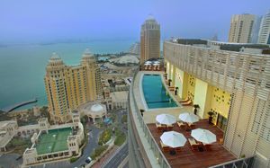 THE CURVE HOTEL 4*