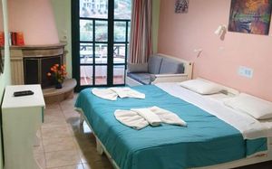 DIOSKOUROI APARTMENTS 4*