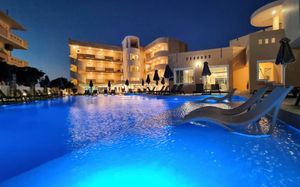 SUNNY BAY HOTEL 3*