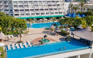 ANDAMAN BEACH SUITES HOTEL 4*