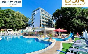 HOLIDAY PARK 4 *
